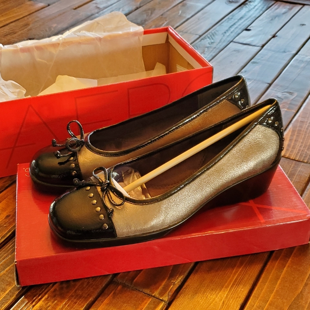 NEW super cute winter dress shoes